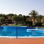 La Pace Village Club
