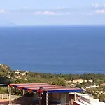 La Pace Village Club 3* تروبيا