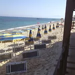 La Pace Village Club تروبيا