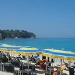 La Pace Village Club 3* تروبيا
