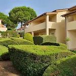 La Pace Village Club