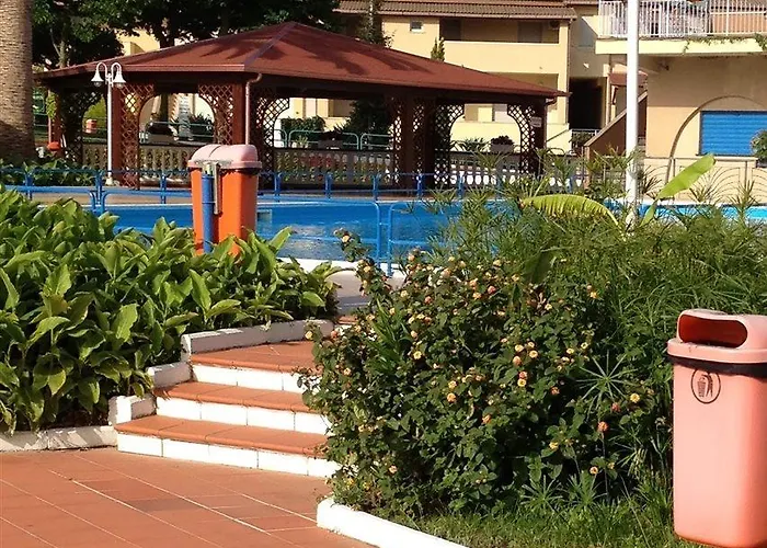 מלון דירות La Pace Village Club טרופאה