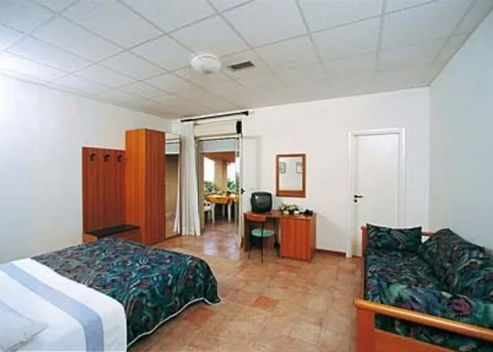 La Pace Village Club מלון דירות