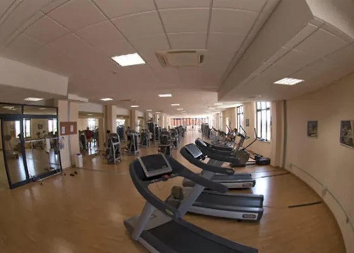 La Pace Village Club 3* טרופאה