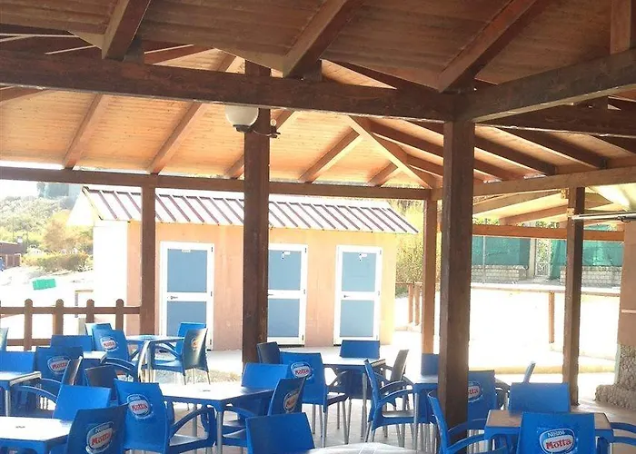 La Pace Village Club מלון דירות טרופאה