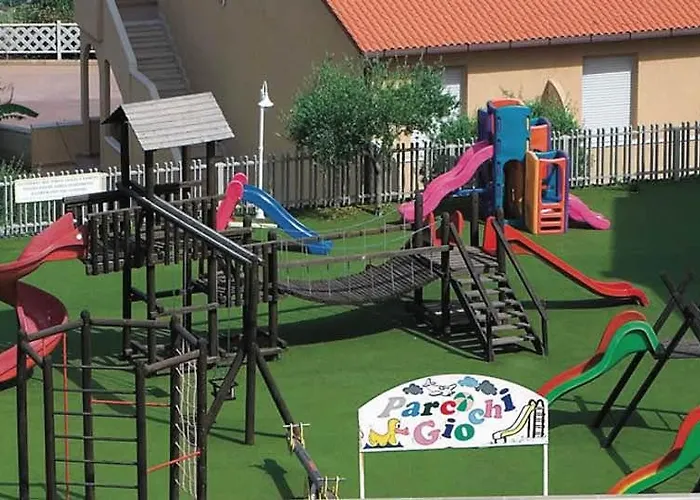 La Pace Village Club מלון דירות טרופאה