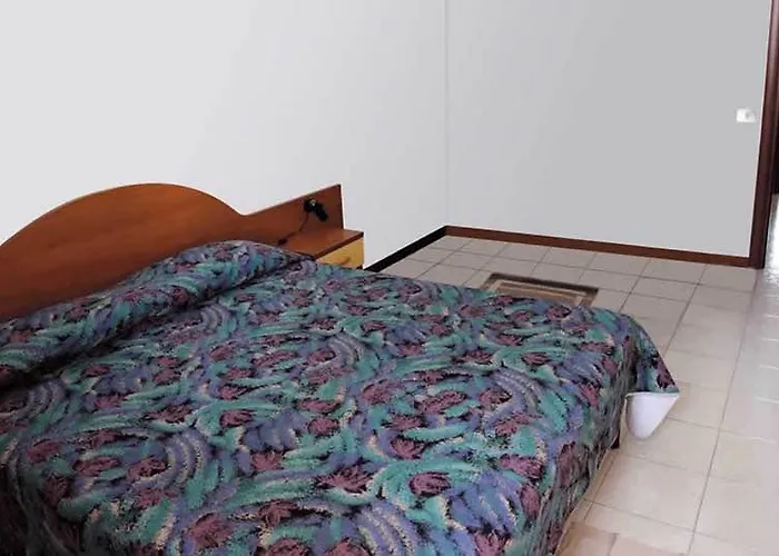 La Pace Village Club טרופאה