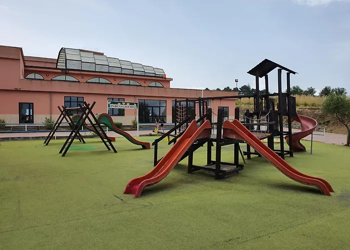 מלון דירות La Pace Village Club 3*