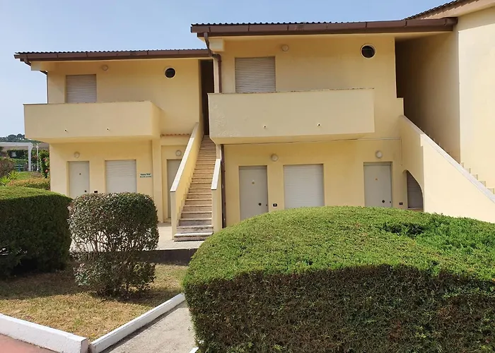 La Pace Village Club 3* טרופאה