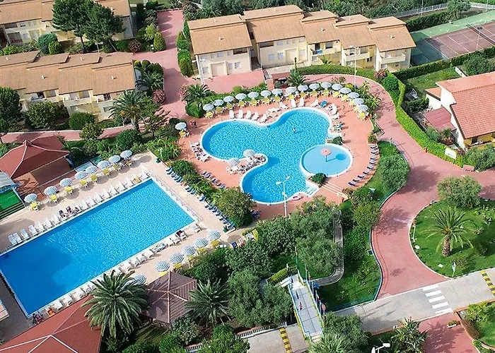 מלון דירות La Pace Village Club