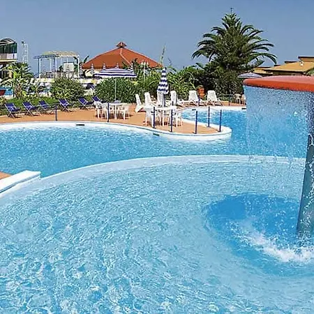 Aparthotel La Pace Village Club