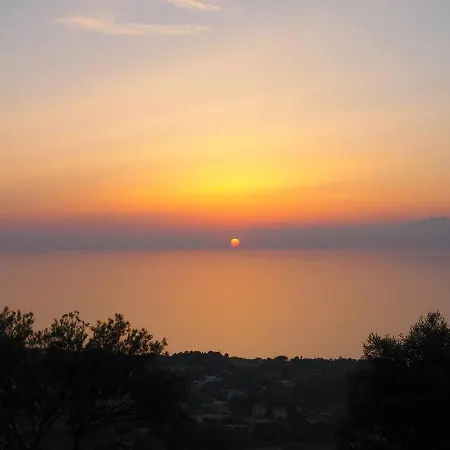 La Pace Village Club Lejlighedshotel 3*