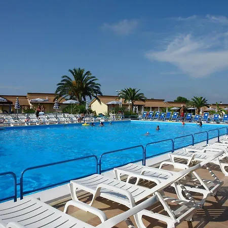 La Pace Village Club Lejlighedshotel