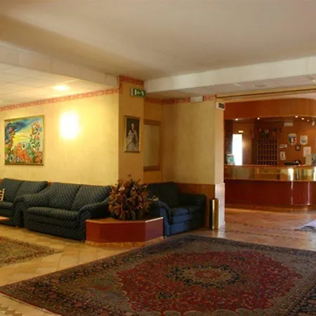 Lejlighedshotel La Pace Village Club 3*