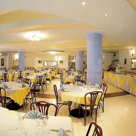 La Pace Village Club Aparthotel 3*
