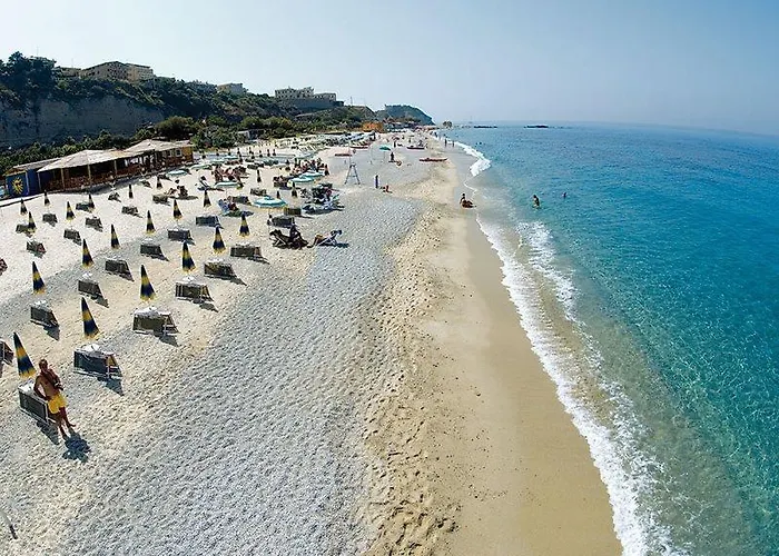 La Pace Village Club